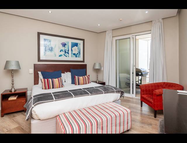 2 BEDROOM APARTMENT FOR SALE IN WATERFRONT